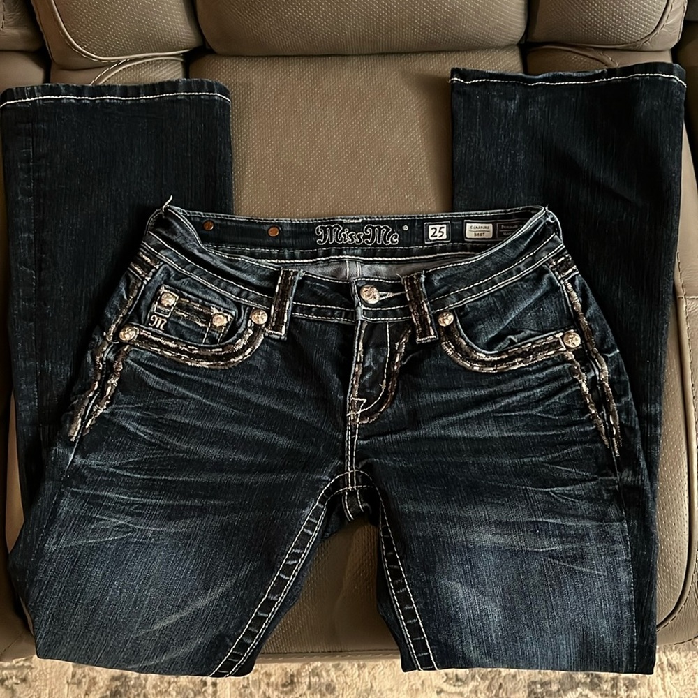 Miss Me women’s signature bootcut jeans